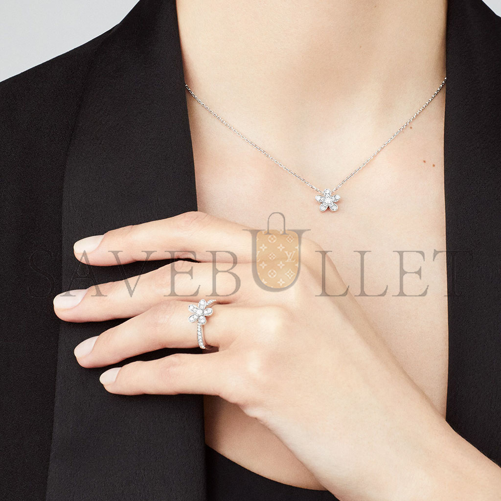 V*N CL*F arpels socrate pendant, 1 flower vcarg44200